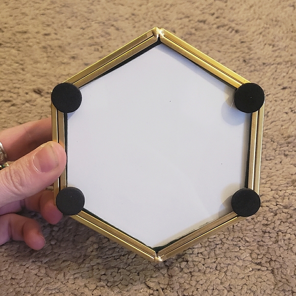 Gold Hexagon Glass Lid Jewelry/Trinket holder - Picture 3 of 7